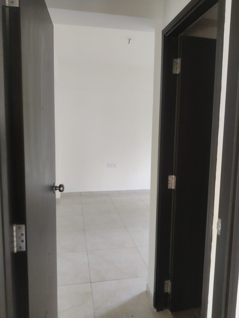 Bathroom, andheri east 3 Bedroom 825 Sq.Ft. Apartment In Andheri East Mumbai 8432823