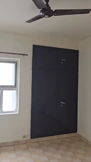 Room in 2 BHK Apartment at BPTP Princess Park, Sector 86 – for Sale