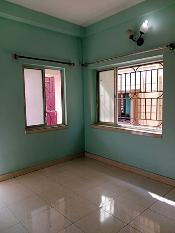 Room in 2 BHK Apartment at Behala Chowrasta – for Sale
