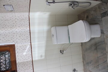 Bathroom in 2 BHK Independent House at Gomti Nagar – for Rent