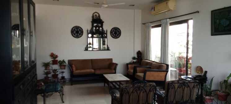 Living Room, ambuja-neotia-upohar-luxury-gold 4 Bedroom 3620 Sq.Ft. Apartment In Garia Kolkata 8432843