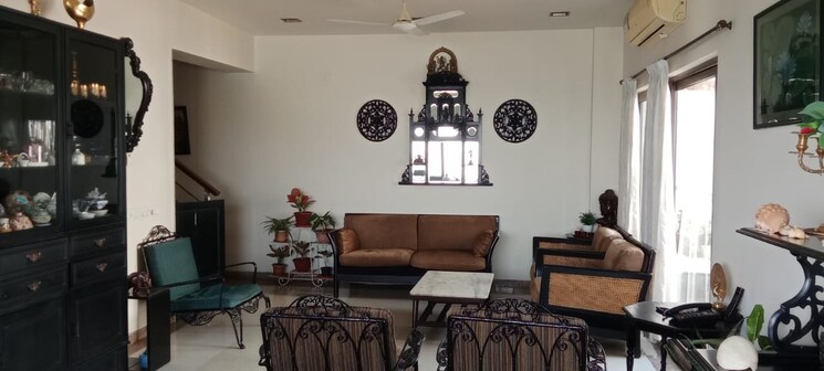 Living Room, ambuja-neotia-upohar-luxury-gold 4 Bedroom 3620 Sq.Ft. Apartment In Garia Kolkata 8432843