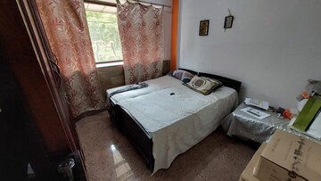 Bedroom in 2 BHK Apartment at Shree Vallabh Tower, Malad West – for Rent