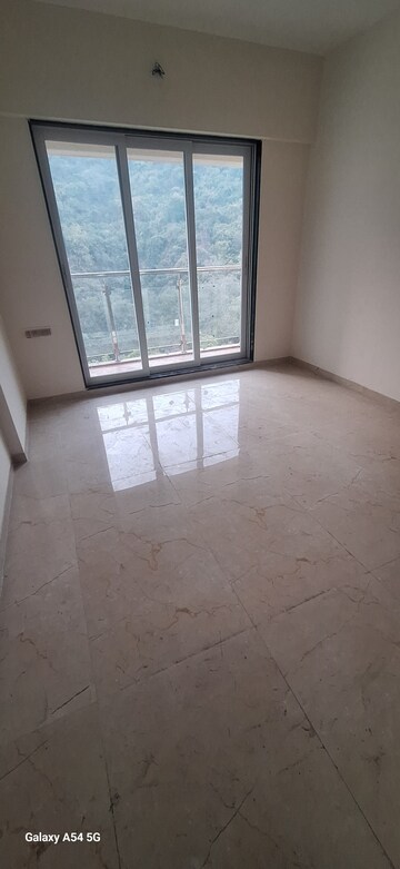 Room in 2 BHK Apartment at Mahavir Square, Manpada – for Sale