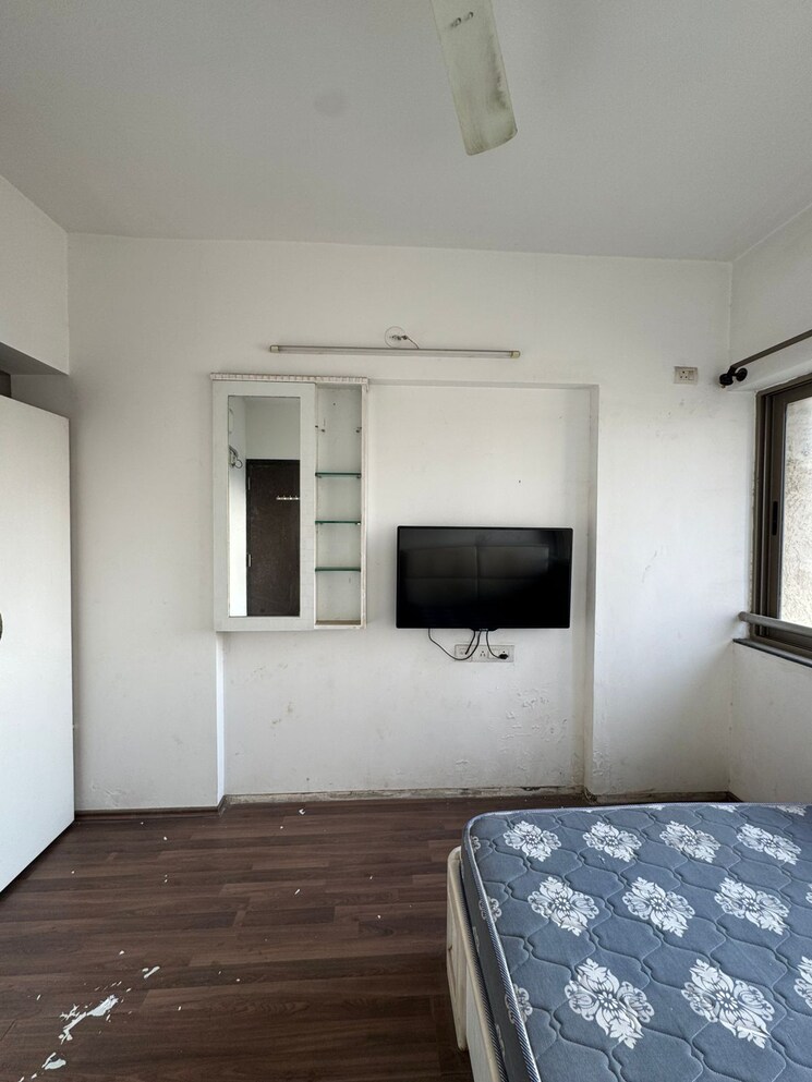 Room, lodha-splendora-tierra 1 Bedroom 461 Sq.Ft. Apartment In Ghodbunder Road Thane 8432934