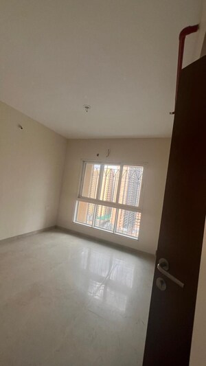 Room in 2 BHK Apartment at Dosti West County, Balkum Pada – for Sale