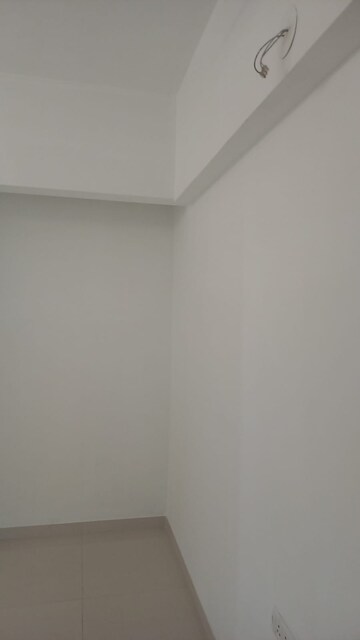 Room in 1 BHK Apartment at Lodha Splendora, Ghodbunder Road – for Sale