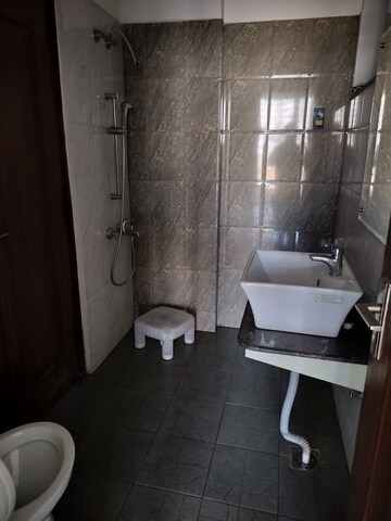 Bathroom in 3 BHK Apartment at Panchkula Urban Estate – for Rent