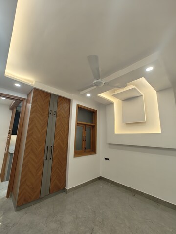 Bedroom in 3 BHK Builder Floor at Govindpuri – for Sale