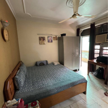 Bedroom in 3 BHK Builder Floor at Kalkaji – for Rent