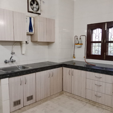 Kitchen in 1.5 BHK Builder Floor at Kalkaji – for Rent