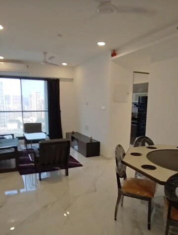 2 BHK Apartment For Rent in Dev Leo Tower, Oshiwara