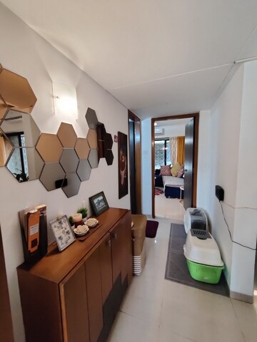  2 BHK Apartment at Manish Sea Croft, Bandra West – for Rent