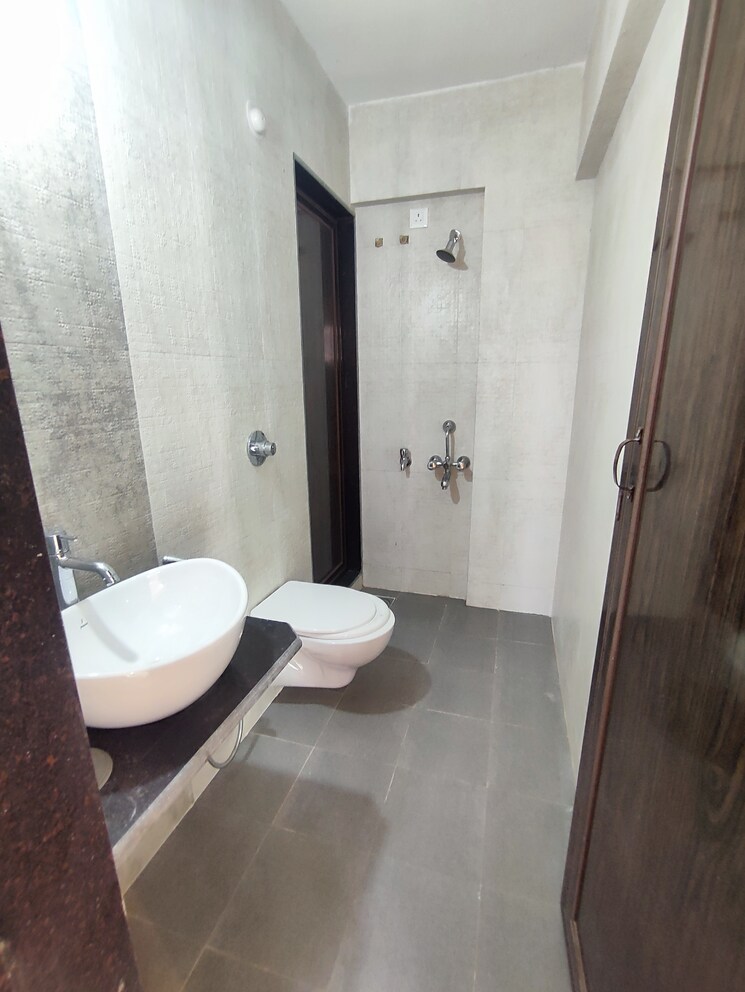 Bathroom, vijay-galaxy 1 Bedroom 460 Sq.Ft. Apartment In Waghbil Thane 8433016