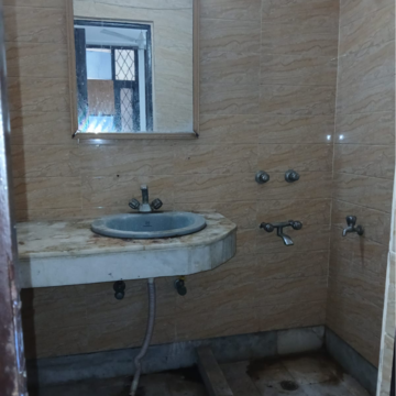 Bathroom in 2 BHK Builder Floor at Chittaranjan Park – for Rent