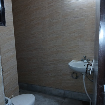 Bathroom in 2 BHK Builder Floor at Chittaranjan Park – for Rent