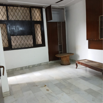 Bedroom in 2 BHK Builder Floor at Chittaranjan Park – for Rent