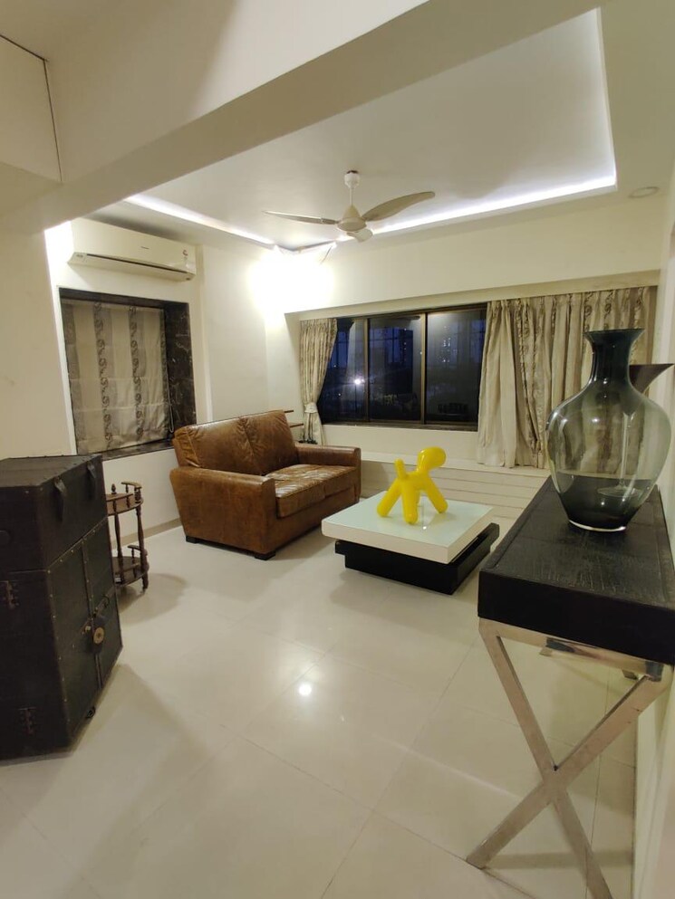 Living Room, venus-apartments-cuffe-parade 3.5 Bedroom 1350 Sq.Ft. Apartment In Cuffe Parade Mumbai 8433048