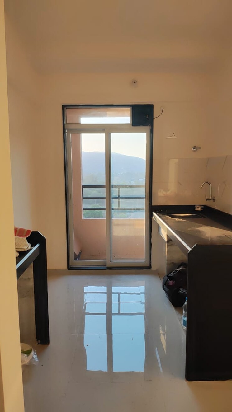 Kitchen, mahavir-kalpavruksha 1 Bedroom 452 Sq.Ft. Apartment In Ghodbunder Road Thane 8433049