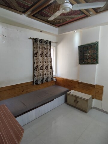 Living Room in 4 BHK Apartment at Bodakdev – for Rent