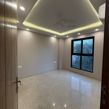 Room in 3 BHK Builder Floor at Chittaranjan Park – for Rent