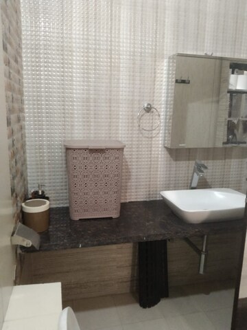 Bathroom in 3 BHK Apartment at Rajendra Nagar – for Rent