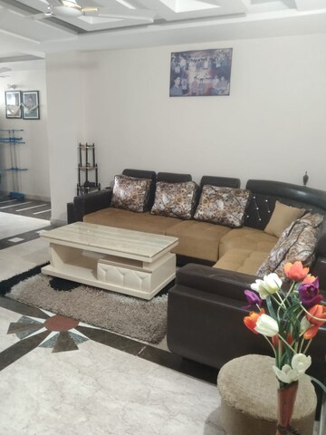 Living Room in 3 BHK Apartment at Rajendra Nagar – for Rent