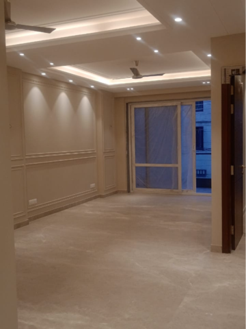 Room in 3 BHK Builder Floor at Shivalik Colony – for Rent