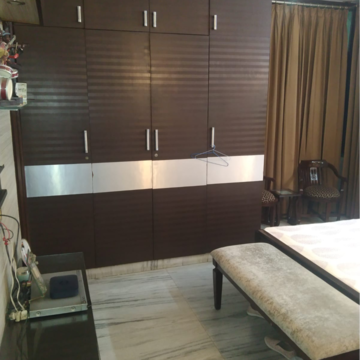 Bedroom in 3 BHK Builder Floor at Chittaranjan Park – for Rent