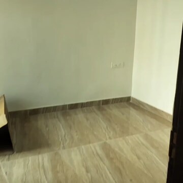 2 BHK Apartment For Rent in Migsun Vilaasa Walk, Eta Ii Greater Noida
