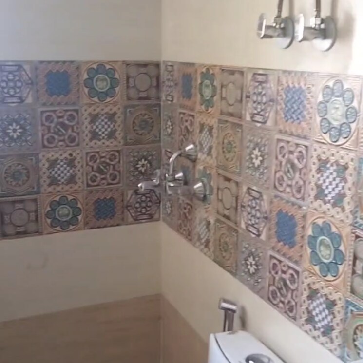 Bathroom, migsun-vilaasa-walk 2 Bedroom 660 Sq.Ft. Apartment In Eta Ii Greater Noida Greater Noida 8433110