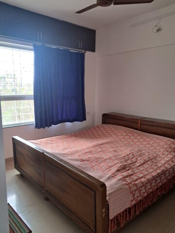 Master Bedroom in 2.5 BHK Apartment at Kumar Sansar, Kondhwa – for Rent