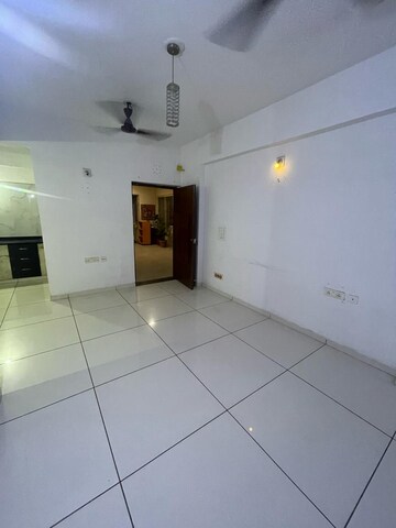 Room in 3 BHK Apartment at South Bopal – for Rent
