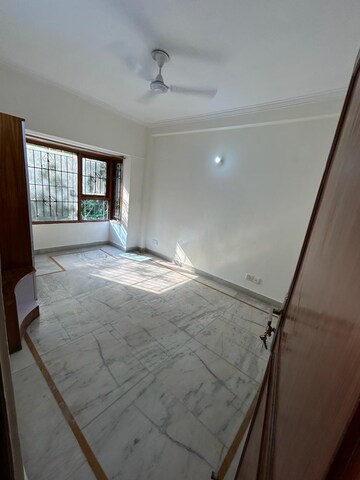 Bedroom in 3 BHK Builder Floor at Uppal Southend, Sector 49 – for Rent