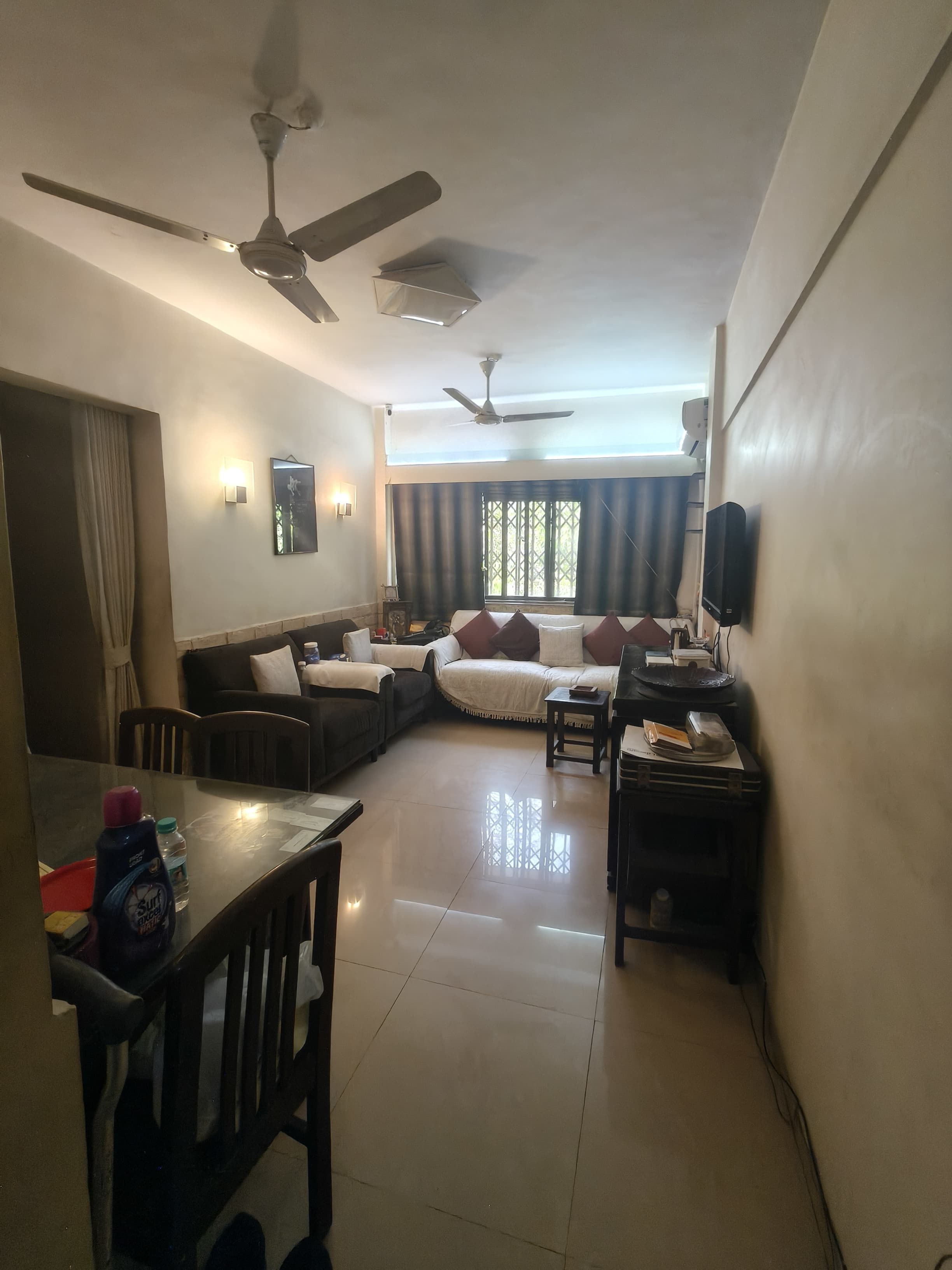 2 BHK Apartment For Sale in Seven Bungalows, Versova,