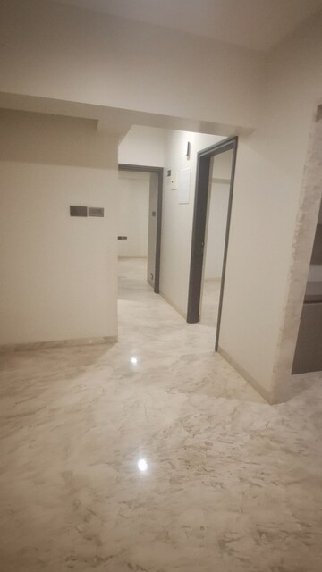 Room in 3 BHK Apartment at Veena Solace, Santacruz West – for Sale