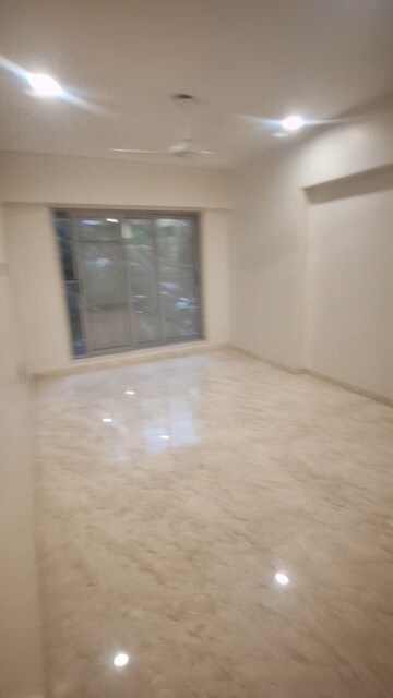 Room in 3 BHK Apartment at Veena Solace, Santacruz West – for Sale