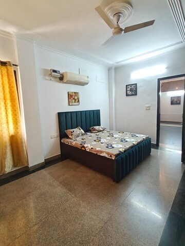 Bedroom in 3 BHK Builder Floor at Huda Staff Colony, Sector 46 – for Rent