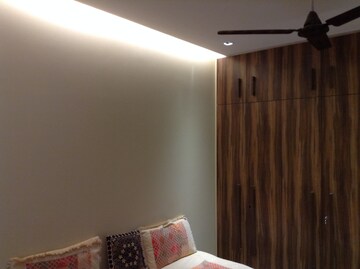 Furnished Amenities in 3 BHK Builder Floor at Green Fields Colony – for Sale