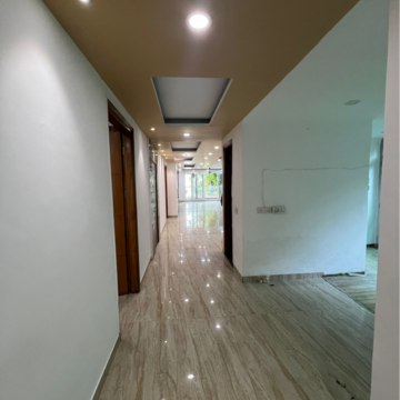 Building Lobby in 4 BHK Builder Floor at Soami Nagar – for Rent