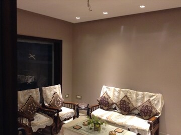 Living Room in 3 BHK Builder Floor at Green Fields Colony – for Sale