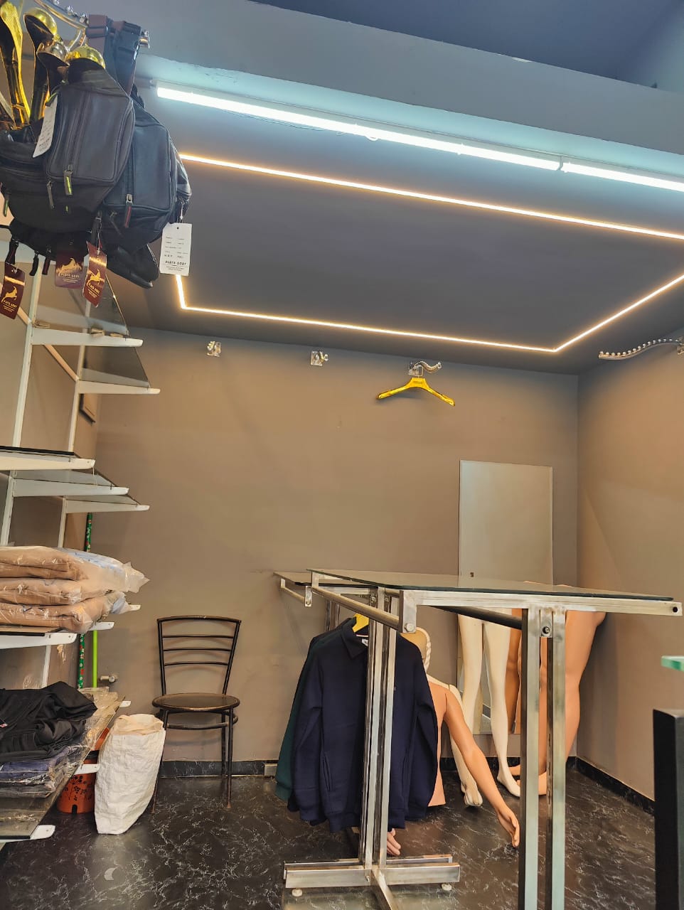 Retail Shop For Rent in Raviraj Astria