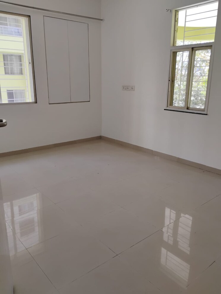 Room, basant-bahar-co-operative-housing-society 3 Bedroom 1600 Sq.Ft. Apartment In Pashan Pune 8433316