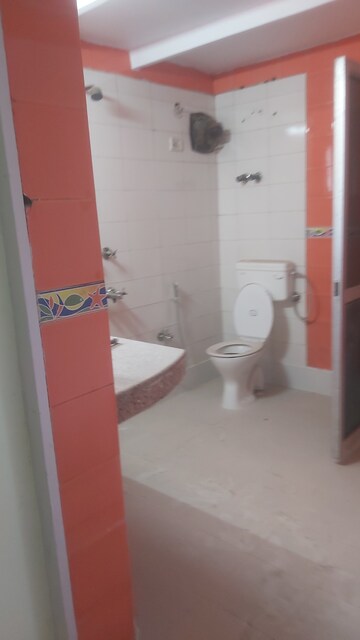 Bathroom in 2.5 BHK Apartment at Mayur Vihar – for Sale