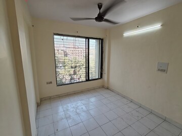 Room in 1 BHK Apartment at Balaji Garden CHS, Kopar Khairane – for Sale