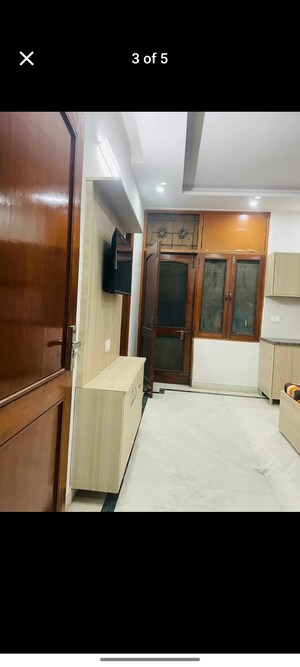 Building Lobby in 2 BHK Apartment at BPTP Discovery Park, Sector 80 – for Sale