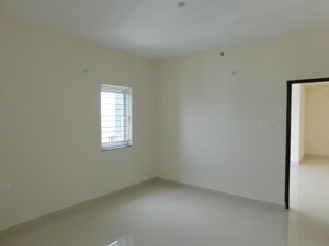 Room in 3 BHK Apartment at Poulomi Avante, Kokapet – for Sale