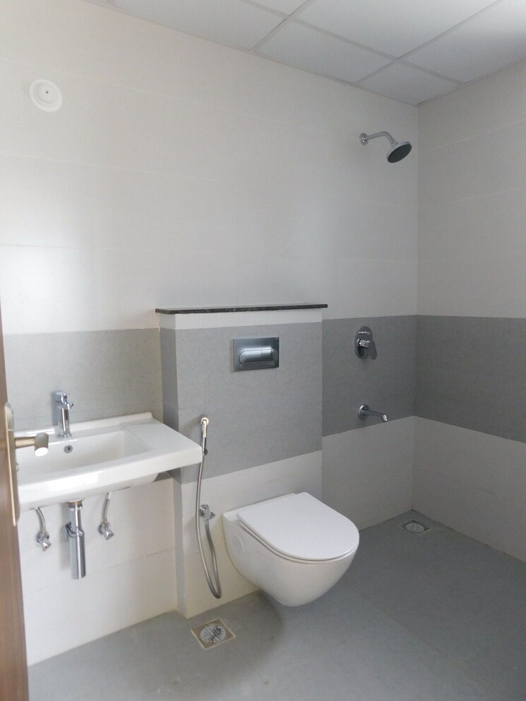 Bathroom, poulomi-avante 3 Bedroom 2130 Sq.Ft. Apartment In Kokapet Hyderabad 8433344