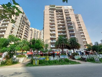  Shop – Exterior View View at Strategic Royal Court, Sector 16 Greater Noida - for Rent
