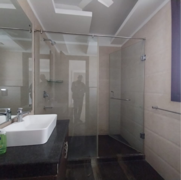 Bathroom in 4 BHK Builder Floor at South Extension ii – for Rent